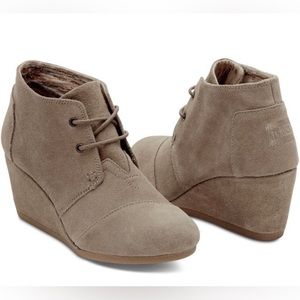 Tom’s Desert Suede Taupe Wedge Booties